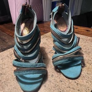 Christian Louboutin Heals Italy size 39 US size 8.5